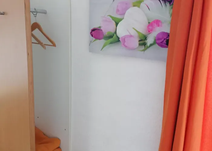 & Zum Goeschen Grimma